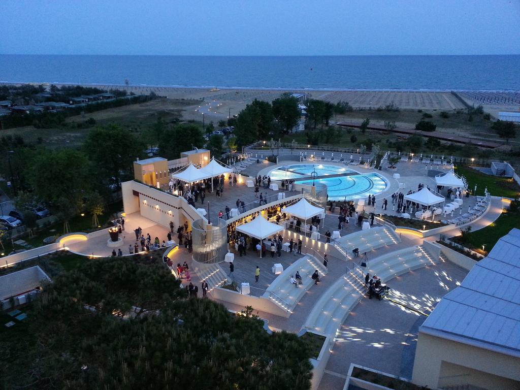 Laguna Park Hotel 4Superior Bibione Exterior photo