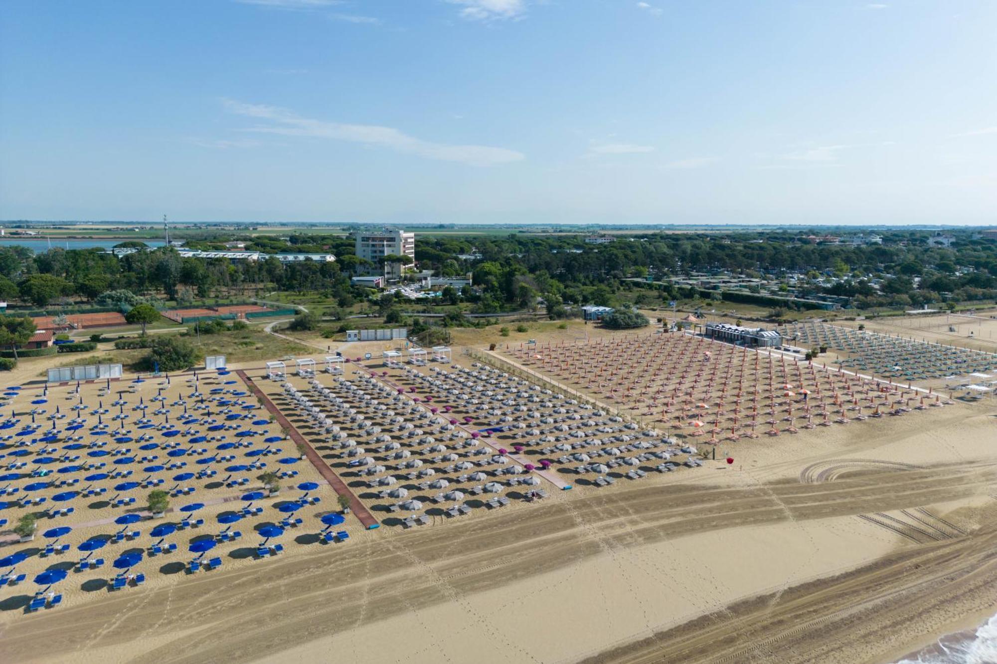 Laguna Park Hotel 4Superior Bibione Exterior photo