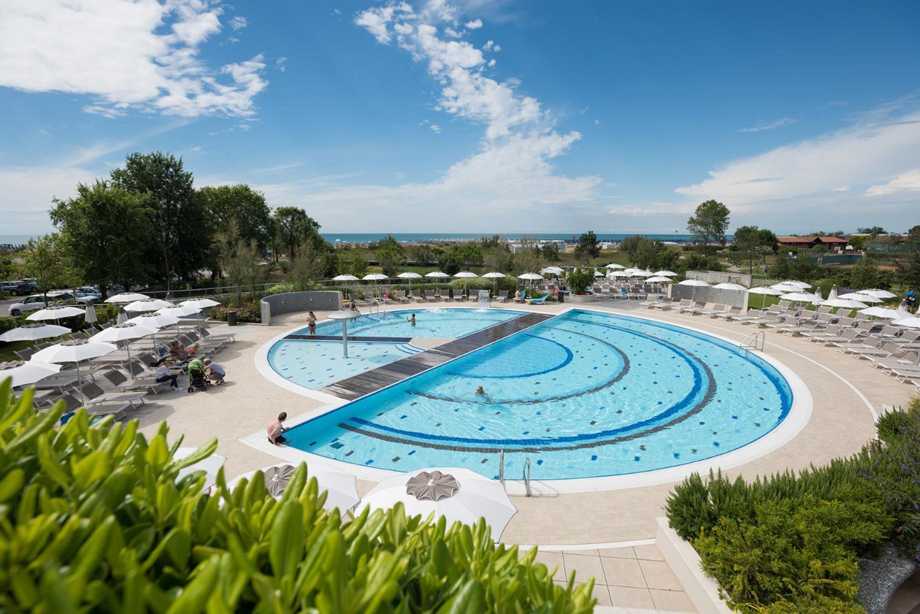 Laguna Park Hotel 4Superior Bibione Exterior photo